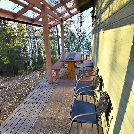 Pyhtaeaen Vuokramoekit Villa Tuuski Exterior photo