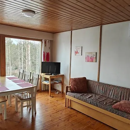 Pyhtaeaen Vuokramoekit Villa Tuuski Exterior photo