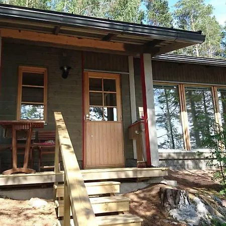Pyhtaeaen Vuokramoekit Villa Tuuski Exterior photo