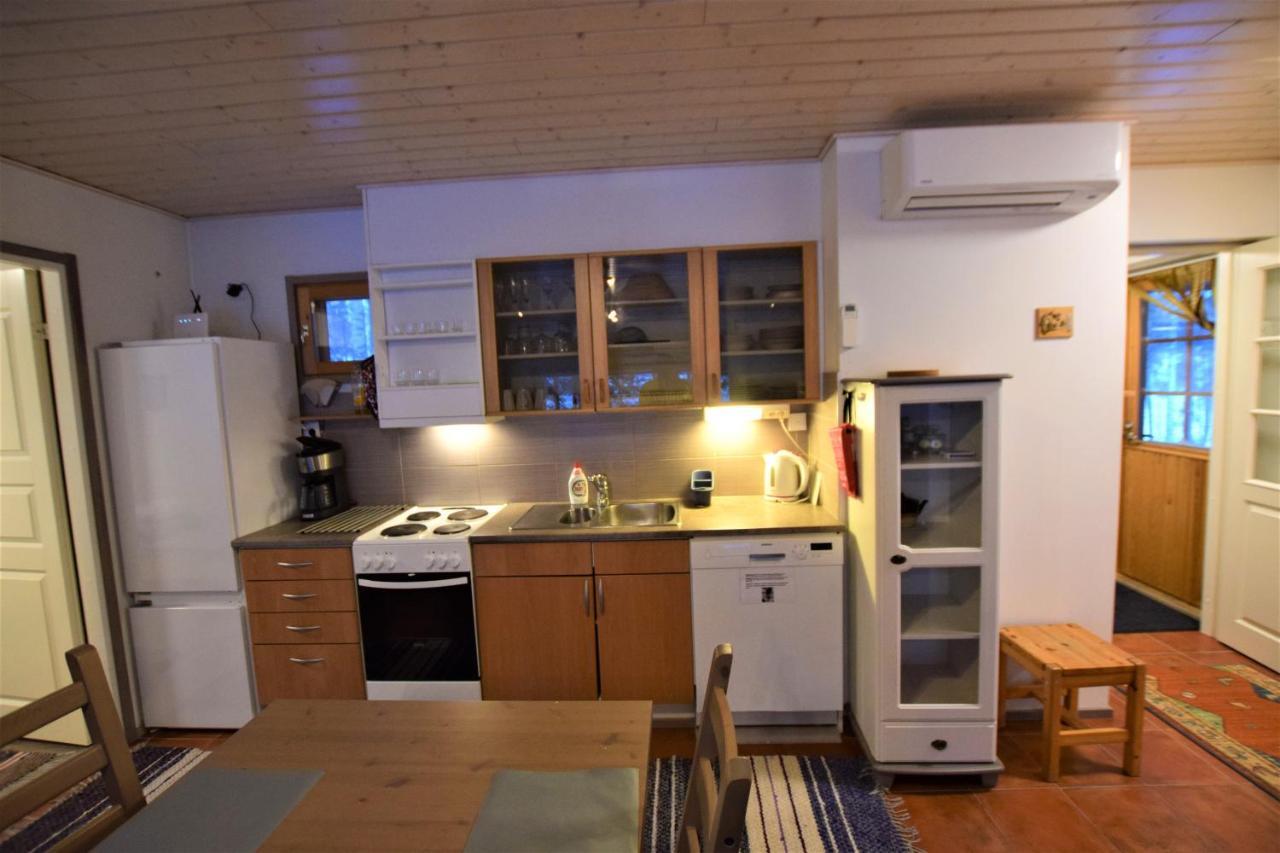 Pyhtaeaen Vuokramoekit Tuuski