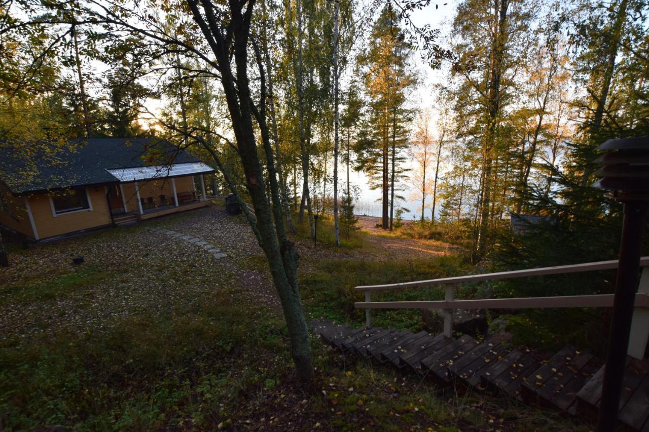 Pyhtaeaen Vuokramoekit Tuuski