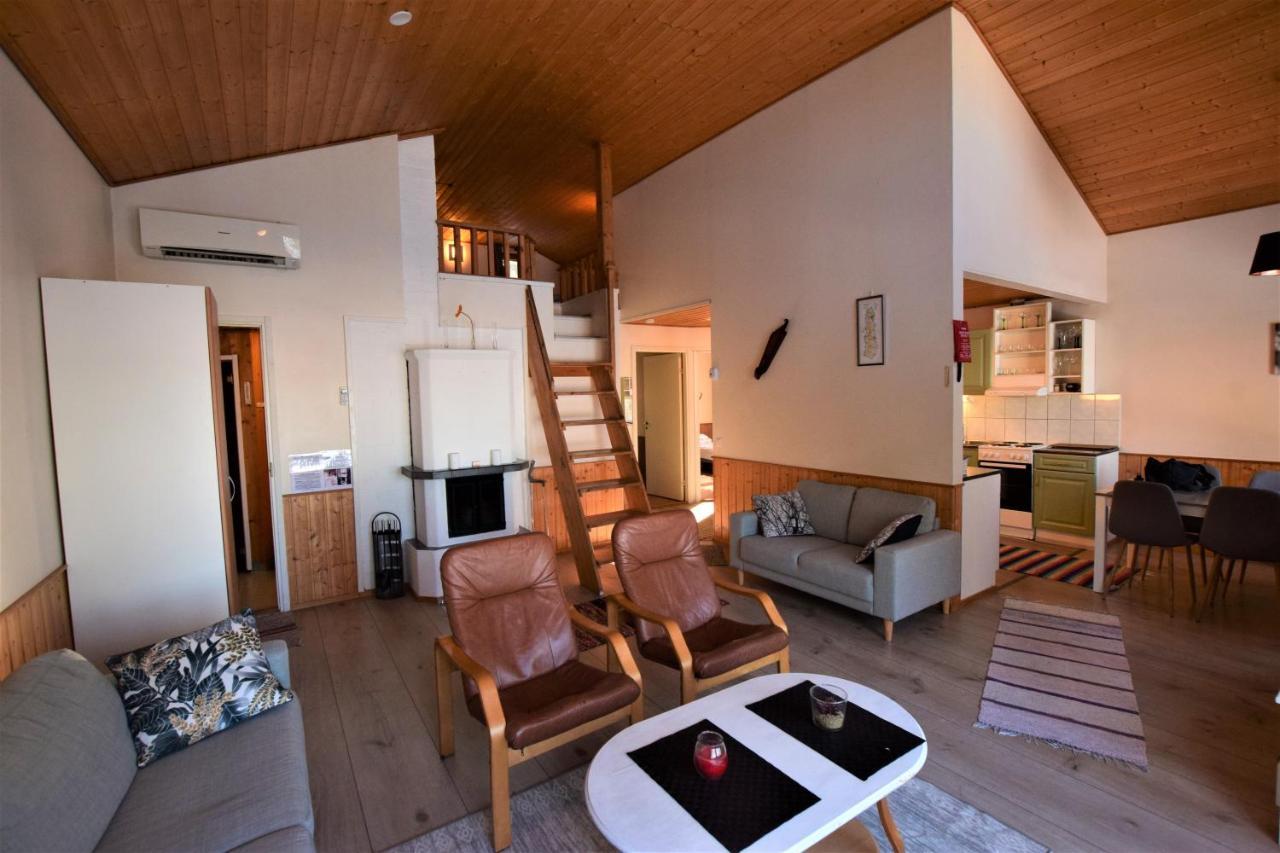 Pyhtaeaen Vuokramoekit Chalet *