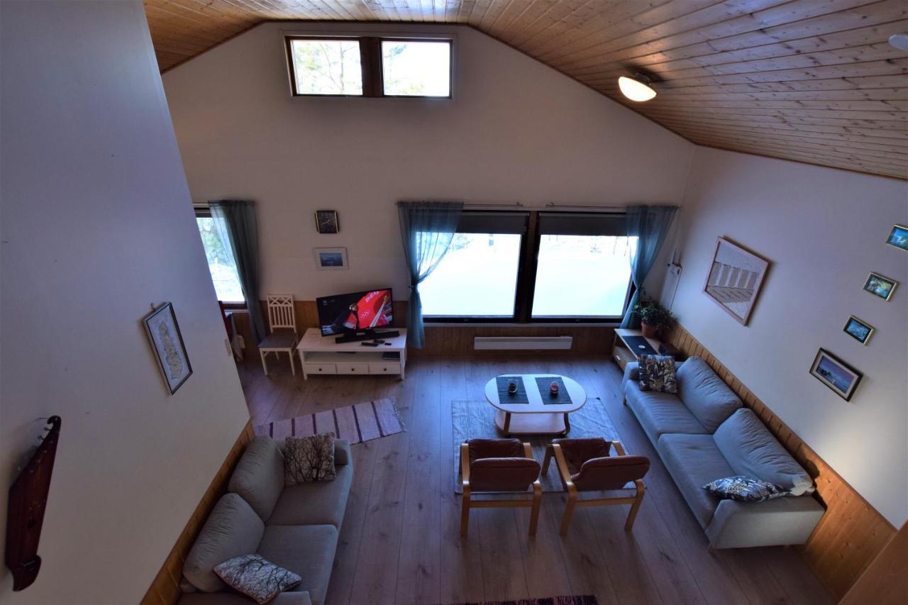 Pyhtaeaen Vuokramoekit Chalet *