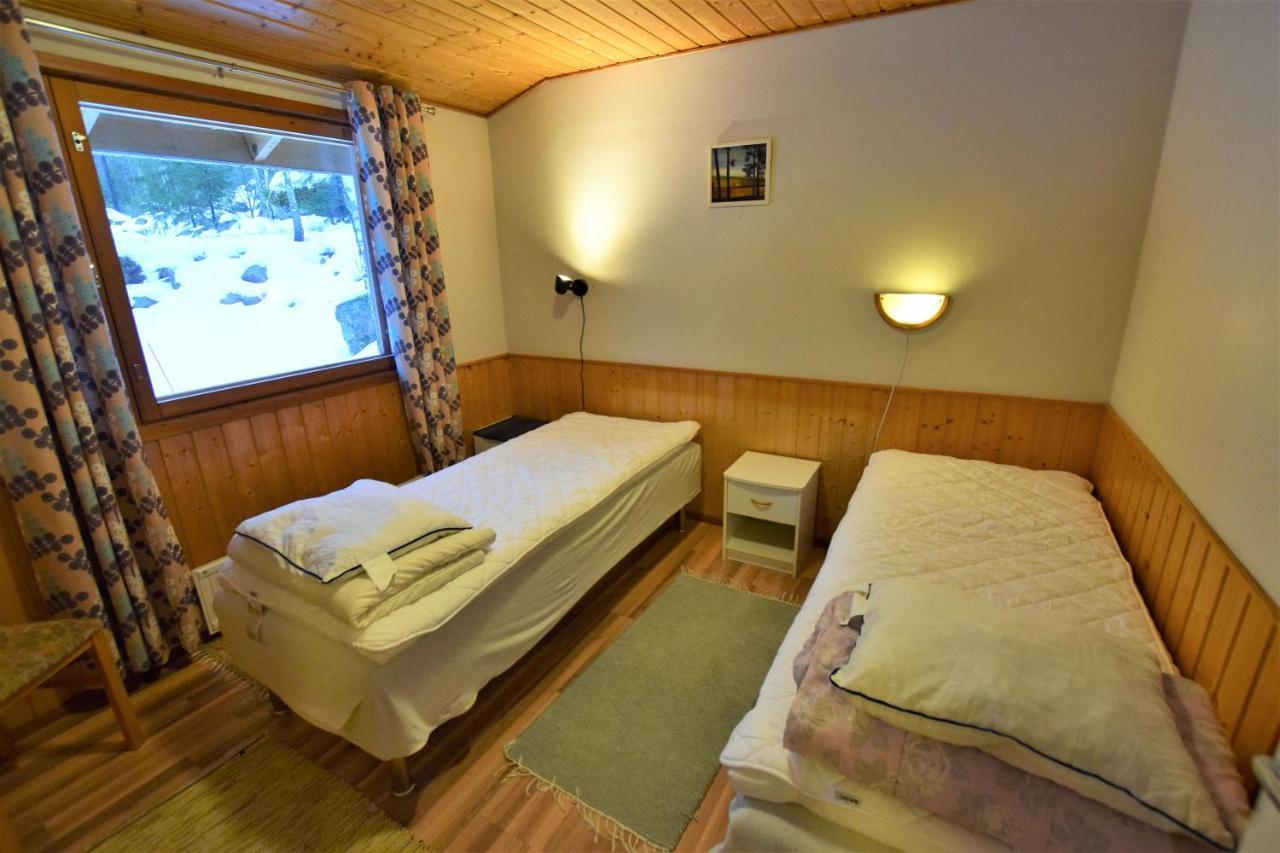 Chalet Pyhtaeaen Vuokramoekit Tuuski