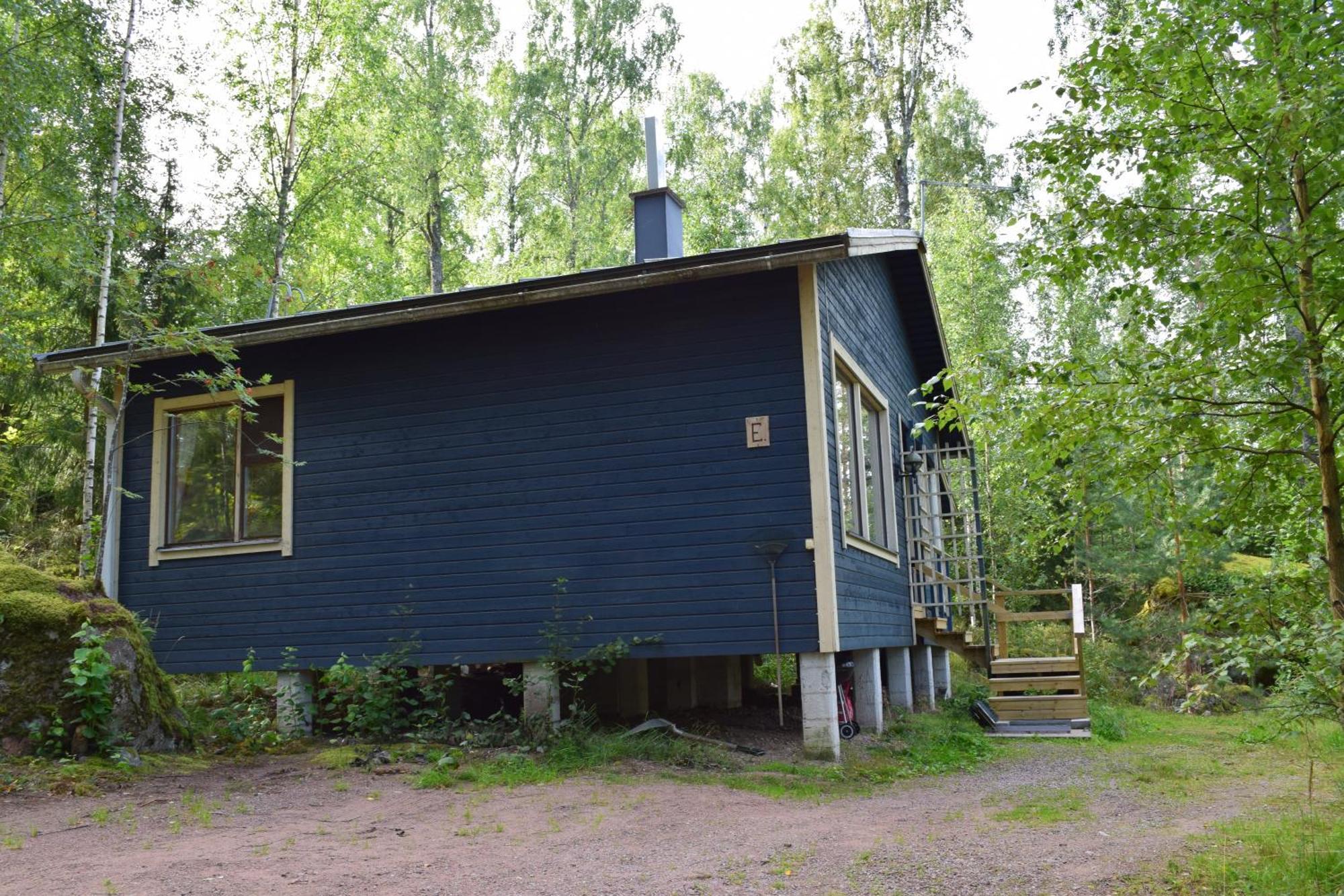 Pyhtaeaen Vuokramoekit Tuuski