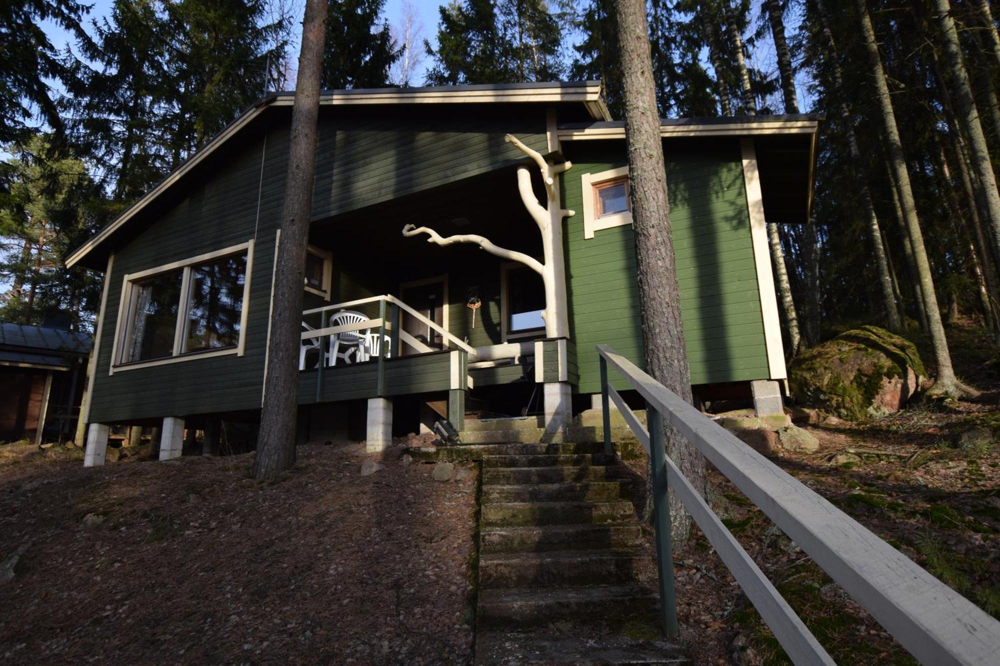 Chalet Pyhtaeaen Vuokramoekit Tuuski