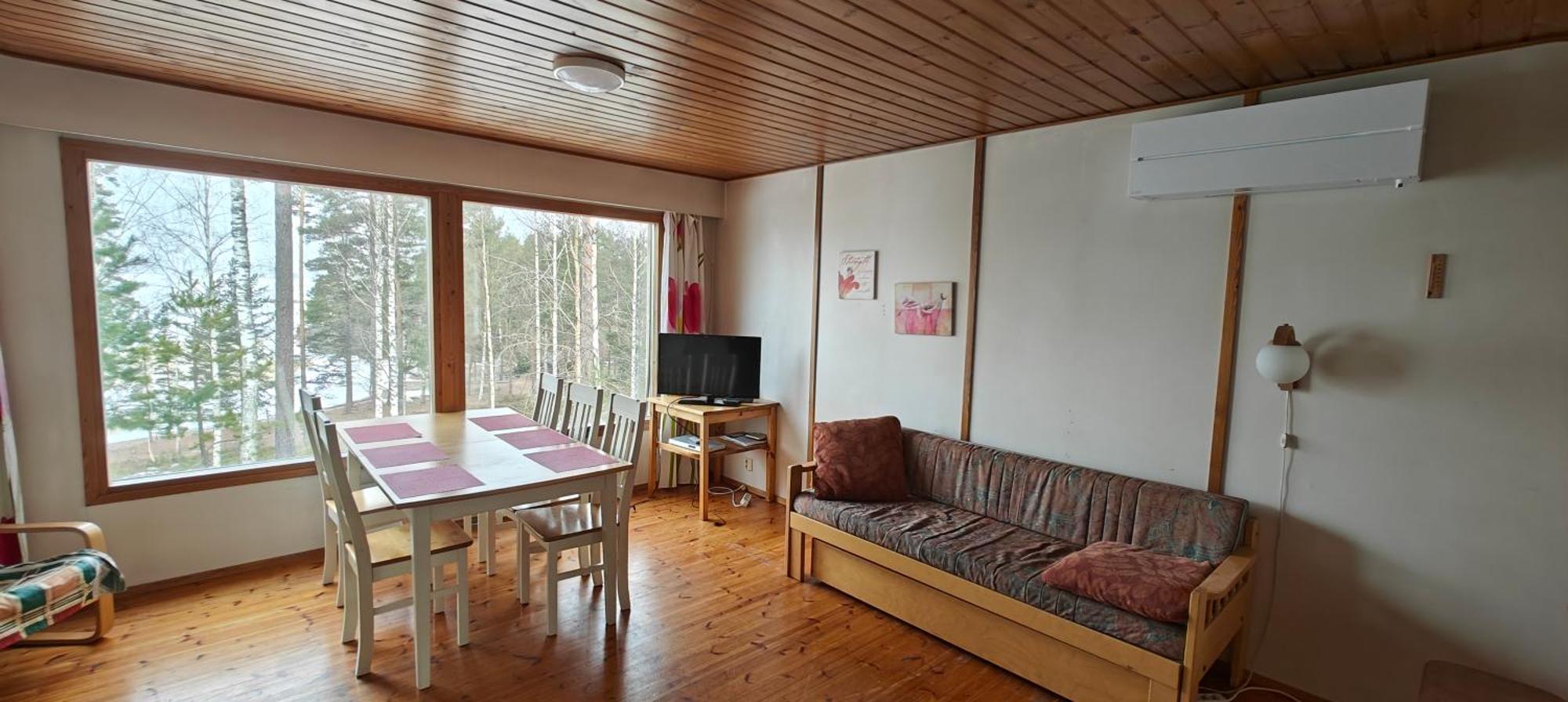 Pyhtaeaen Vuokramoekit *