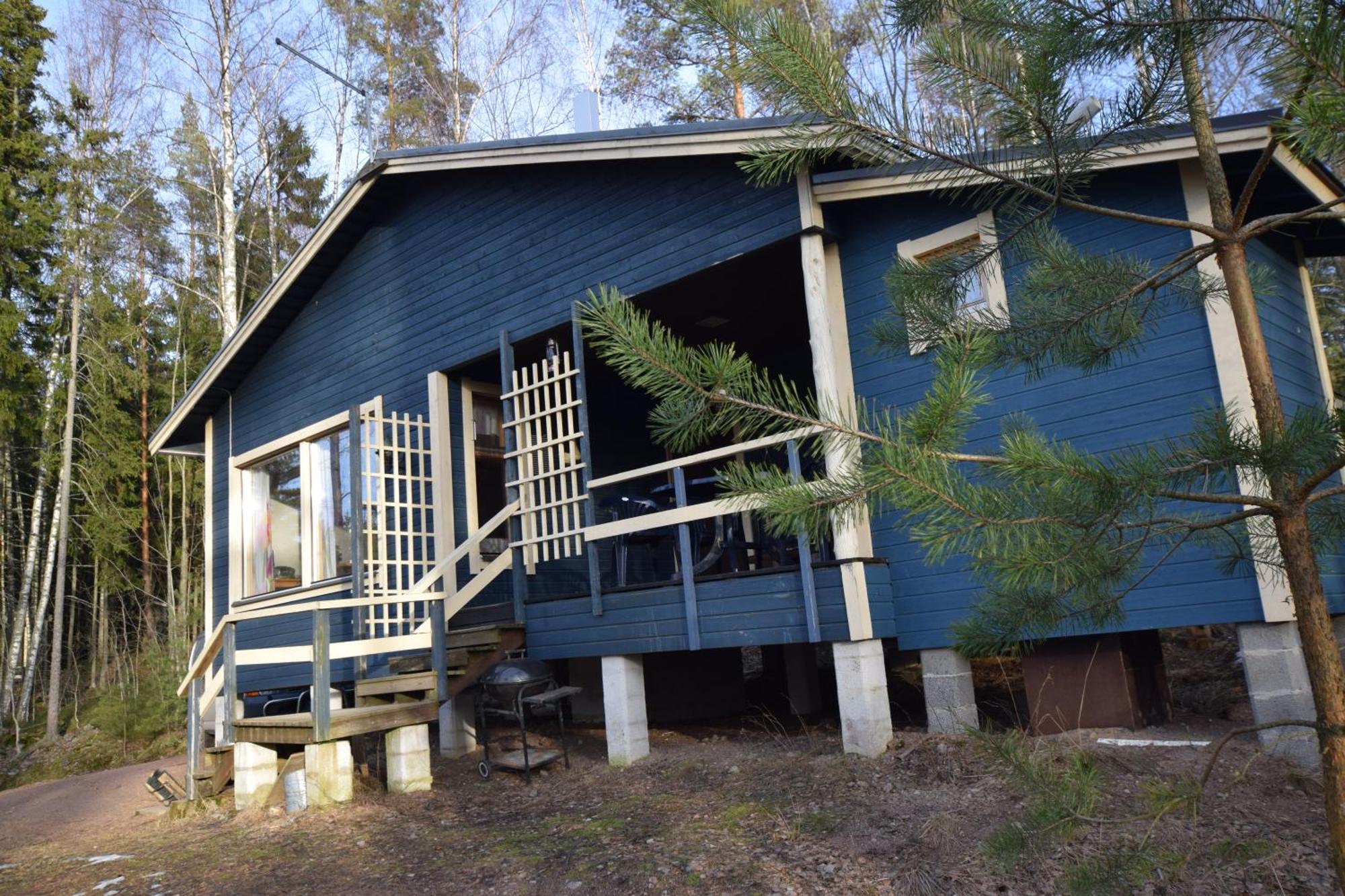 Chalet Pyhtaeaen Vuokramoekit Tuuski
